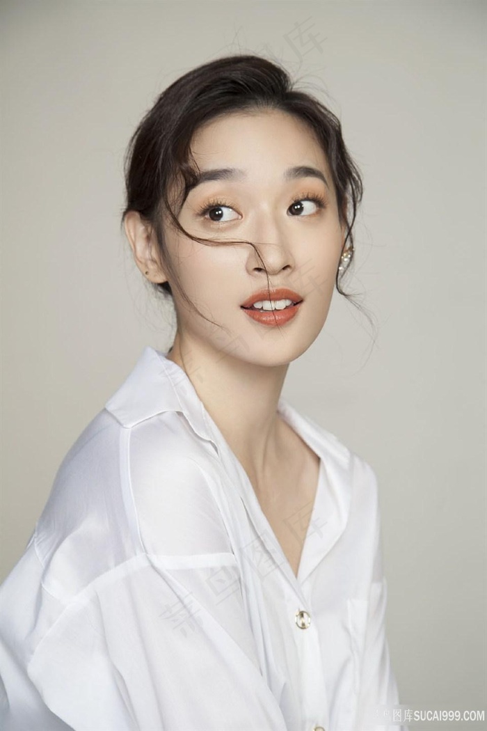 二女双飞13p小狼