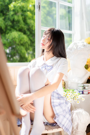 后庭打开让客人打红肿